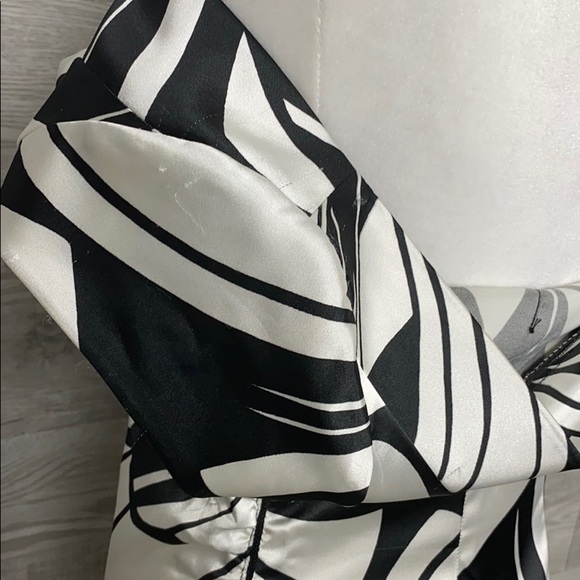 Maggy London A72 Geometric Sheath Formal Dress - Picture 6 of 8